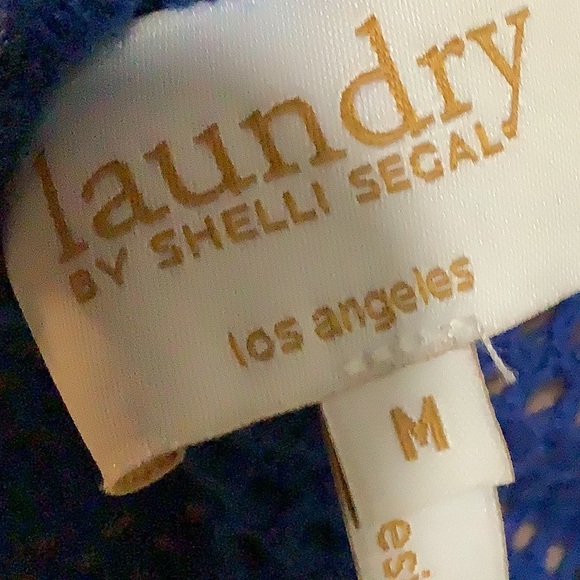 Size M knit sweater in great condition - Picture 4 of 4